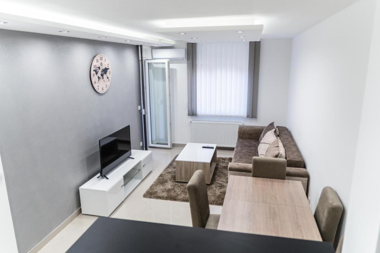 Bella Apartmani Jagodina Extérieur photo