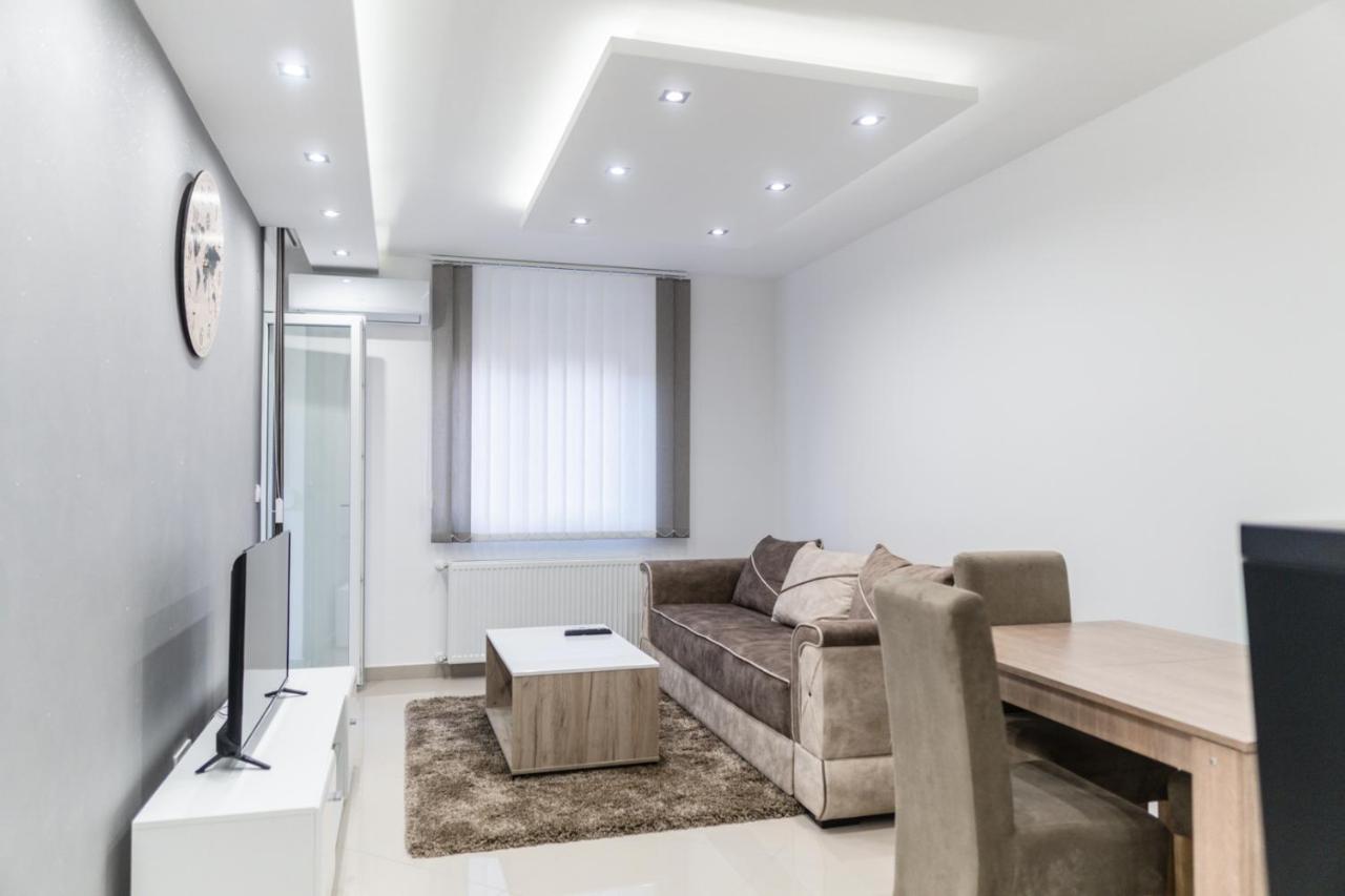 Bella Apartmani Jagodina Extérieur photo