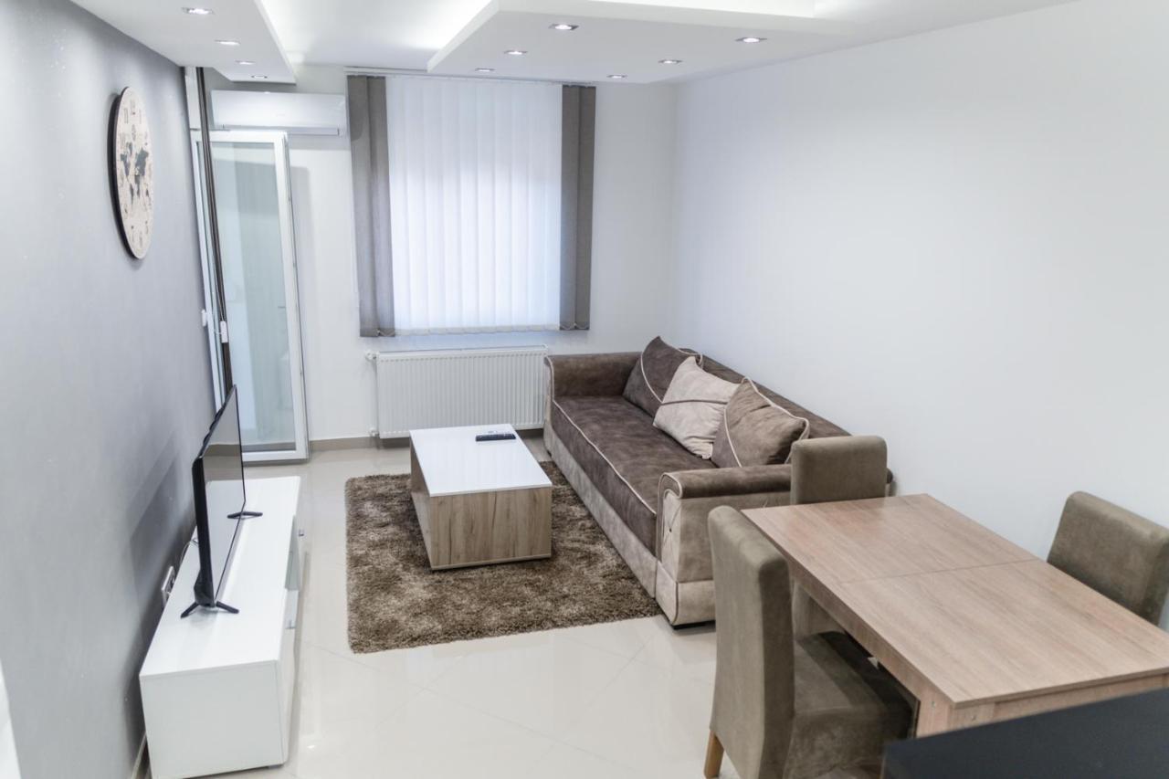 Bella Apartmani Jagodina Extérieur photo